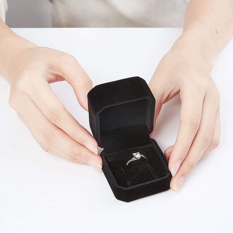Paquete de 10 cajas de anillos - Body Jewelry Display reseña y precio