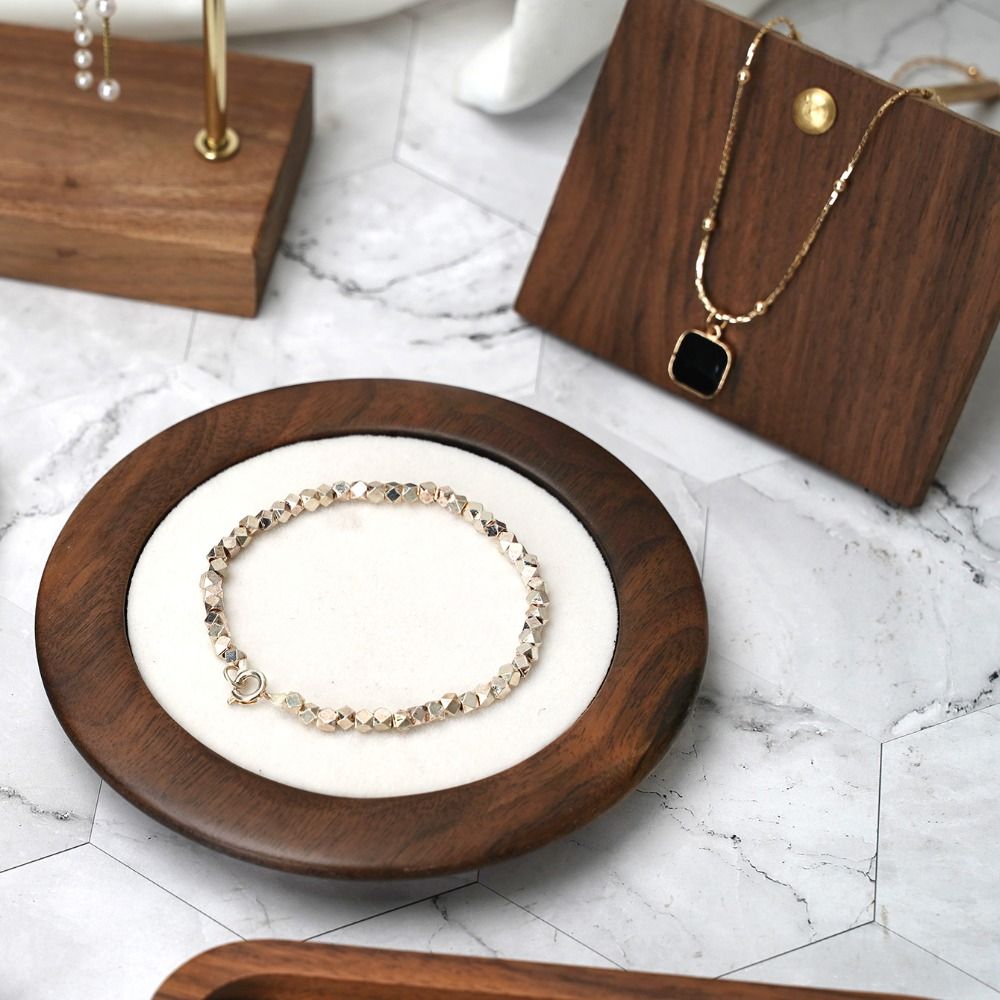 Bandeja de madera con diseño g - Body Jewelry Display reseña y precio